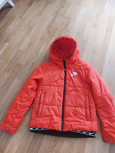 Куртка Nike / XS (1 фото из 5)
