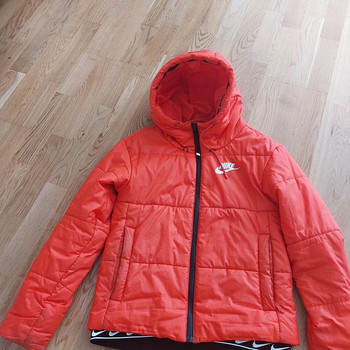 Nike jope / XS
