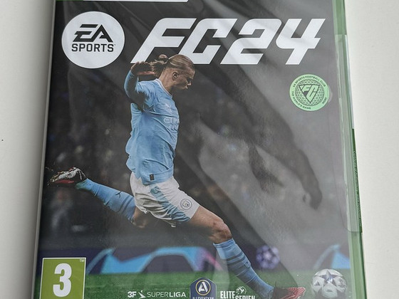 FC 24 (Xbox Series X/Xbox One)