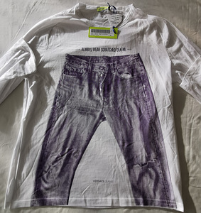 Versace T-särk (1 foto / 2)