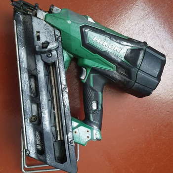 Hikoki 18V naelapüstol