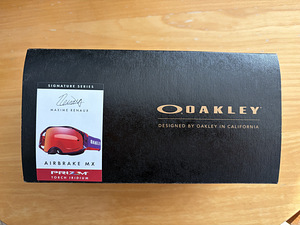 Очки для мотокросса OAKLEY AIRBRAKE MX Maxime Renaux SS (6 фото из 7)