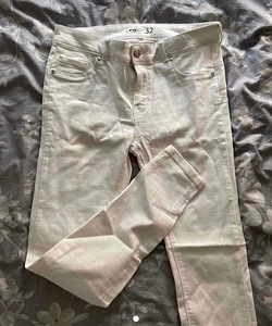 Продам джинсы/брюки (1 фото из 2)