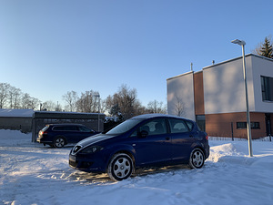 Продам комплект колес Seat r16 (9 фото из 9)