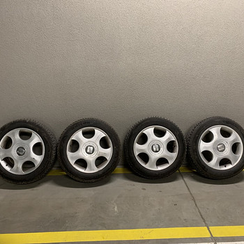 Продам комплект колес Seat r16