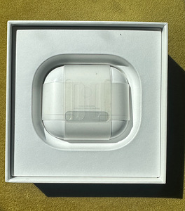 AirPods (3rd Gen) (6 foto / 6)