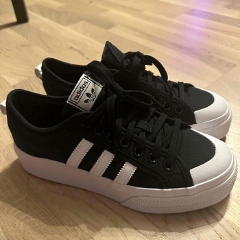 Платформа Adidas Nizza.