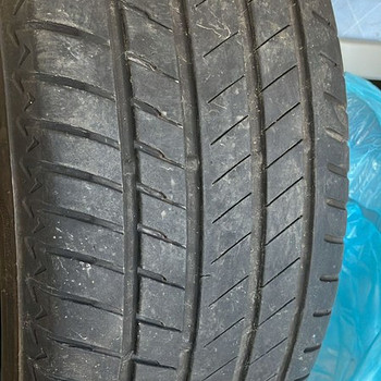 Bridgestone Alenza 001 245/50/19 rehvid 4 tk komplektis