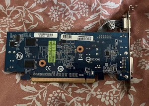 Видеокарта Gigabyte GV-N210OC-512I (2 фото из 3)