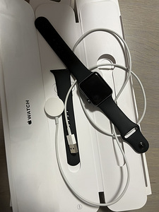 Apple Watch 3 42mm новые (1 фото из 1)