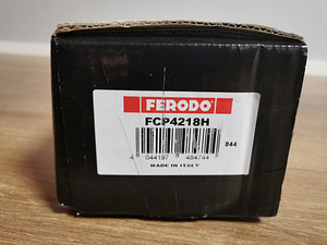 Продаются тормозные колодки Ferodo Racing DS2500 для BMW (4 фото из 5)