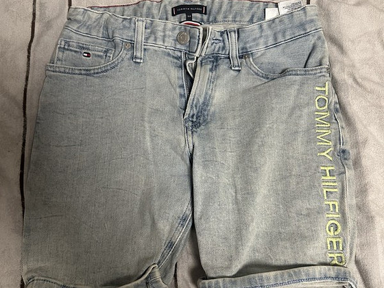 Tommy Hilfigeri lühikesed püksid