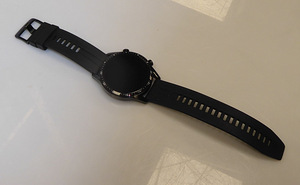Nutikell Huawei Watch GT 2 42mm + Laadija + Karp (8 foto / 10)