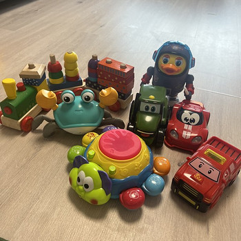Игрушки