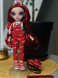 Rainbow high Ruby Anderson (4 foto / 4)