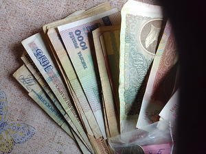 Продам монеты (8 фото из 8)