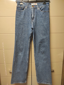 Naiste teksad Tommy Jeans suurus 26/32 (1 foto / 3)