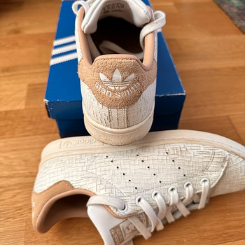 Adidas Stan Smith suurus 37
