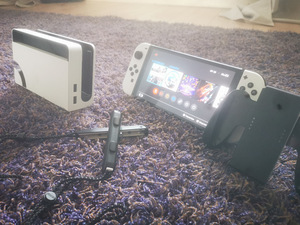 Nintendo Switch OLED (1 valokuva sivusta 1)