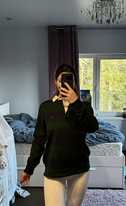 Kampsun Tommy Hilfiger (1 foto / 3)