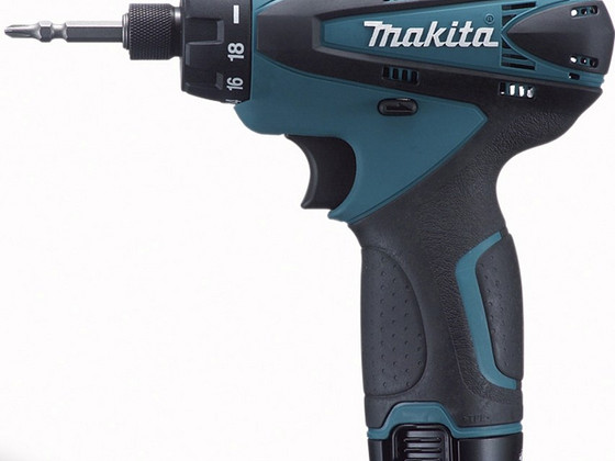 Аккумуляторная дрель Makita DF030D + ак.1,3Ач 2шт.