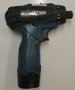 Akutrell Makita DF030D + aku 1,3Ah 2tk (3 foto / 5)