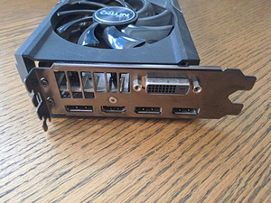 Видеокарта Sapphire Nitro R9 390 8 ГБ (3 фото из 3)