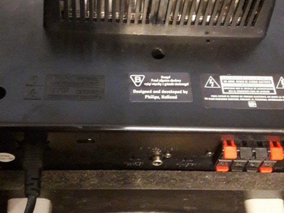 Sabwoofer PHILIPS FB301 45×45×27sm