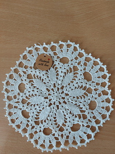 Heegeldatud linik, mõõdus 19 cm.100%PUUVILL. (1 foto / 1)