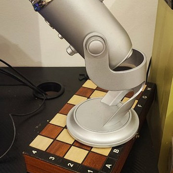 Микрофон blue yeti