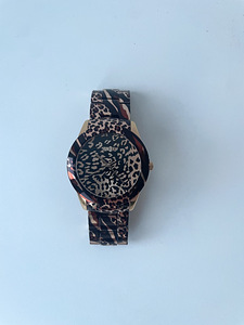 Часы Guess (3 фото из 6)