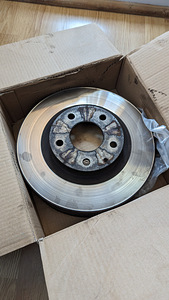 Передние тормозные диски на Mazda 6 GJ (1 фото из 5)