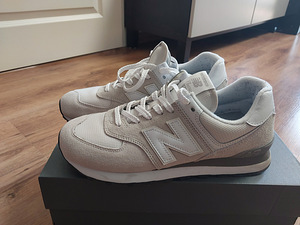 New Balance (1 фото из 3)