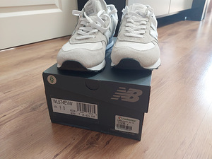 New Balance (2 фото из 3)