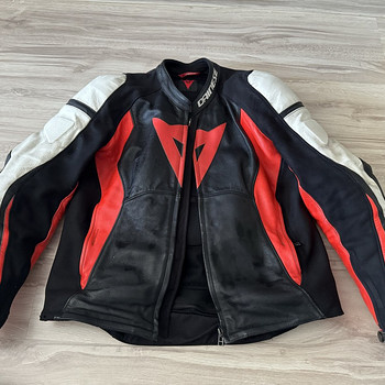 Dainese motovarustuse müük