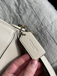 Coach сумочка (3 фото из 8)
