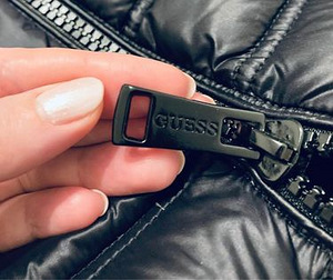 Uus originaal Guess jope suurus S (2 foto / 2)