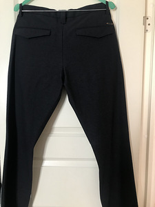 Брюки Hugo Boss S.31/32 (2 фото из 3)