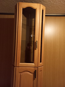 Продам угловой комод. (2 фото из 3)