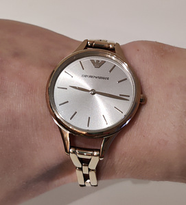 Emporio Armani часы с браслетом (1 фото из 5)