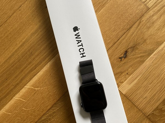 Apple watch series 4 44mm gps lte