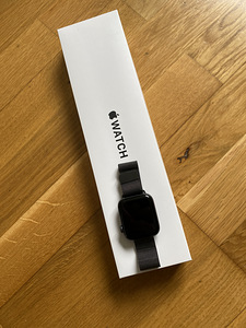Apple watch series 4 44mm gps lte (1 foto / 4)