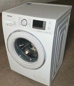 Pesumasin Samsung WF70F5E5P4W 7kg 1400p/min (6 foto / 7)