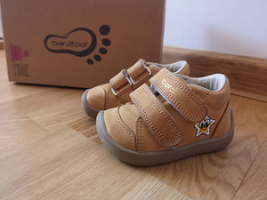 Удобные кроссовки barefoot натуральной кожи 20 размера (1 фото из 5)