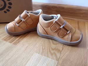 Удобные кроссовки barefoot натуральной кожи 20 размера (2 фото из 5)