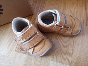 Удобные кроссовки barefoot натуральной кожи 20 размера (3 фото из 5)