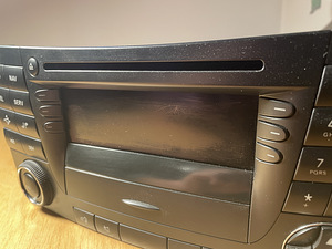 Mercedes E-klass W211 originaalstereo raadio (2 foto / 7)