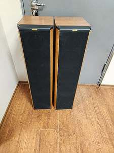 JAMO CLASSIC 8 FLOORSTANDING SPEAKERS  (1 foto / 4)
