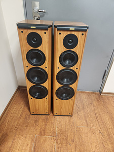 JAMO CLASSIC 8 FLOORSTANDING SPEAKERS  (2 foto / 4)