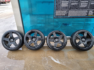 Mercedes-Benz 19" veljed (1 foto / 8)